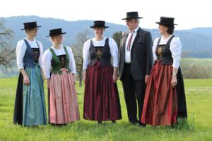 Mehr über den Artikel erfahren Trachtensonntag – 7. September 8.45 Uhr
