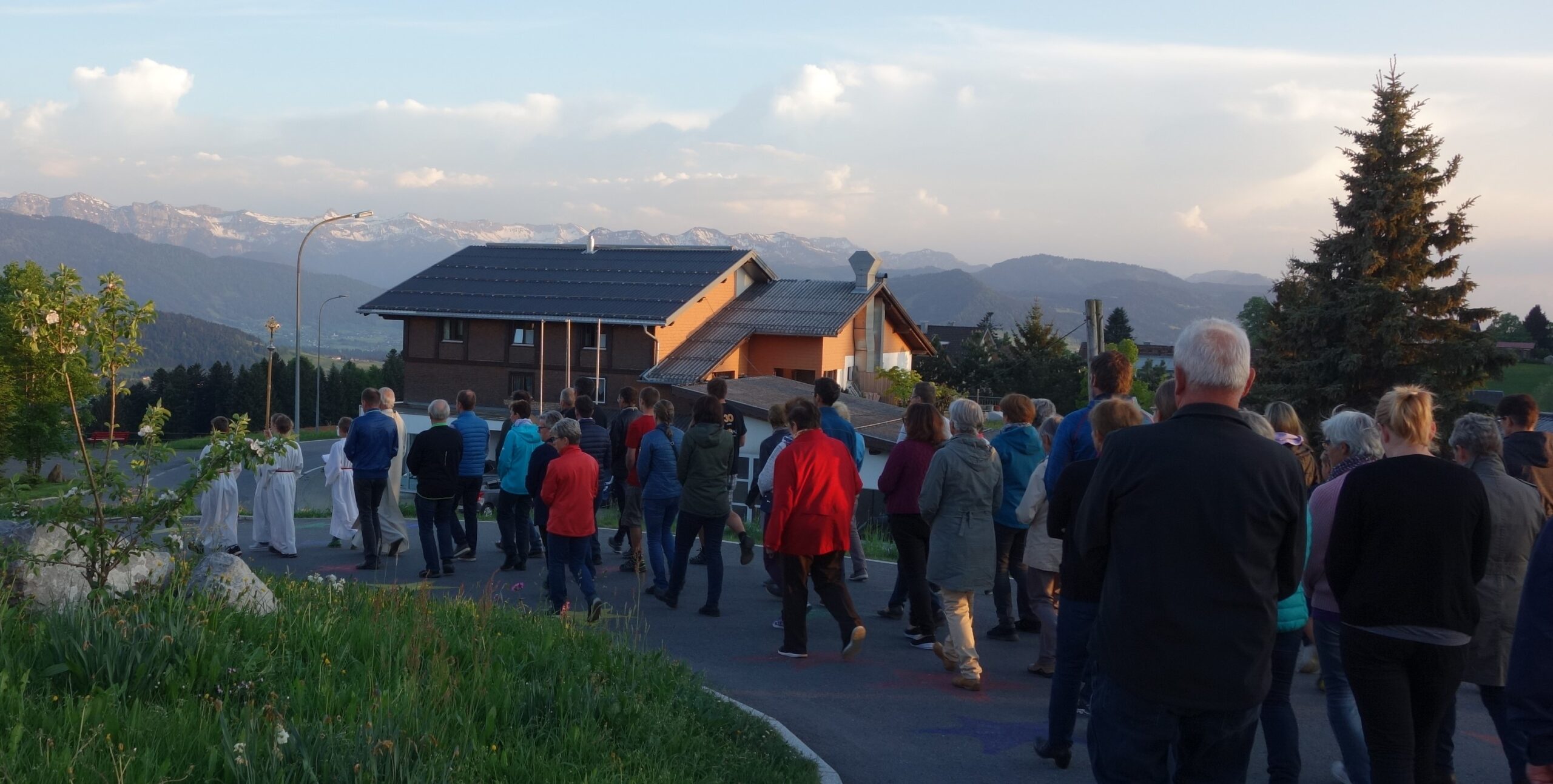Du betrachtest gerade BITTTAGE – 26. Mai 20.00 Uhr Bitt-Mai-Andacht – 27. Mai 20.00 Uhr Bittgang zur Kapelle St. Leonhard