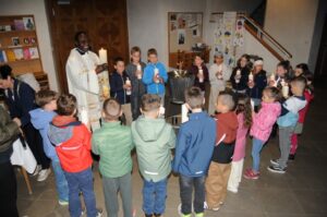 Mehr über den Artikel erfahren Lichtfeier der Erstkommunikanten