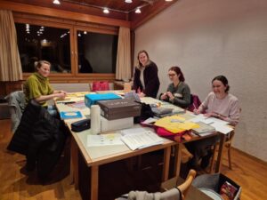 Mehr über den Artikel erfahren Das Erstkommunionteam ist bereit