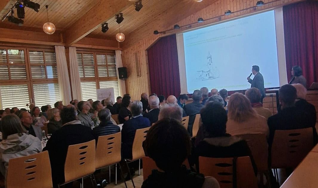 Du betrachtest gerade Großes Interesse an der Weiterentwicklung des Friedhofs Sulzberg